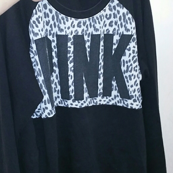 Rare vs pink pullover - Picture 2 of 4